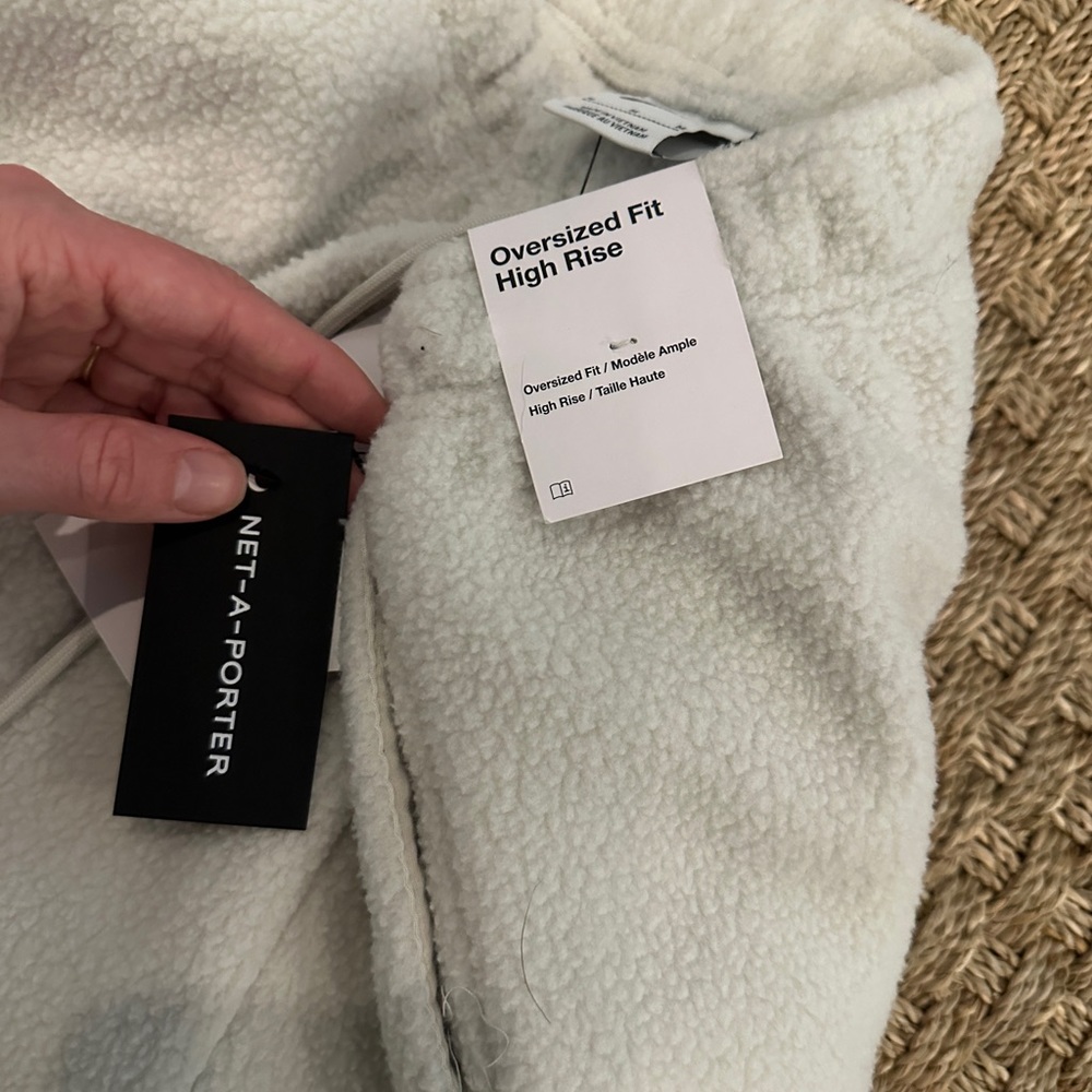 Nike oversized high rise sweat pants w/ tags